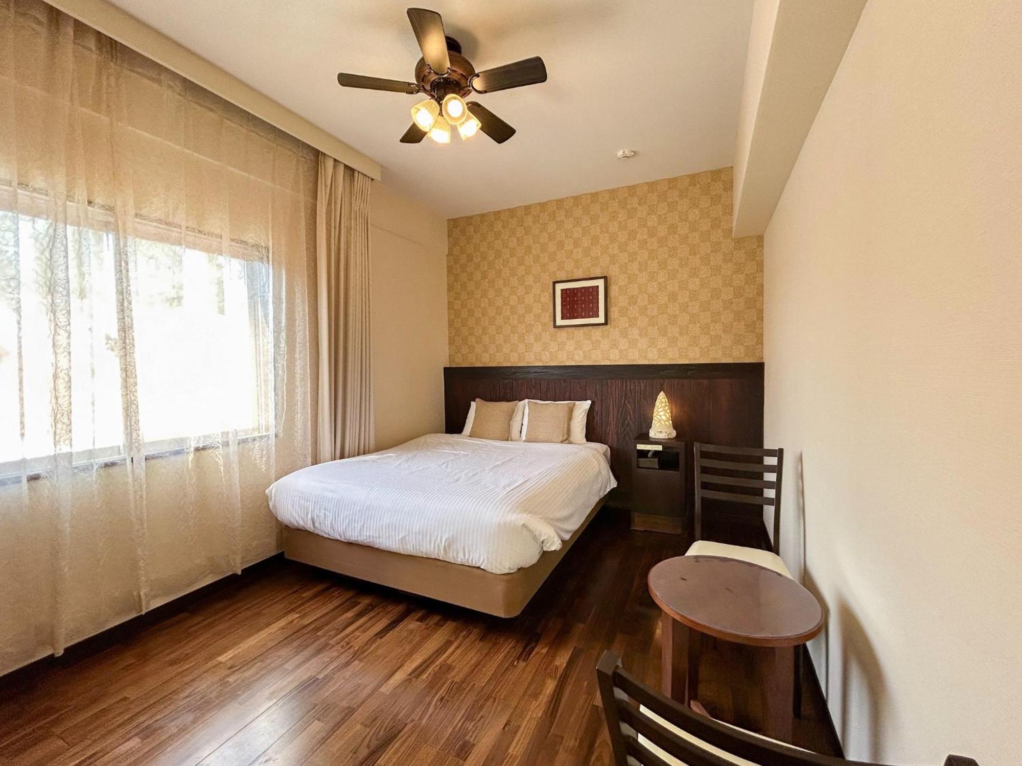 נאקיג'ין Pension Sunset Beach מראה חיצוני תמונה