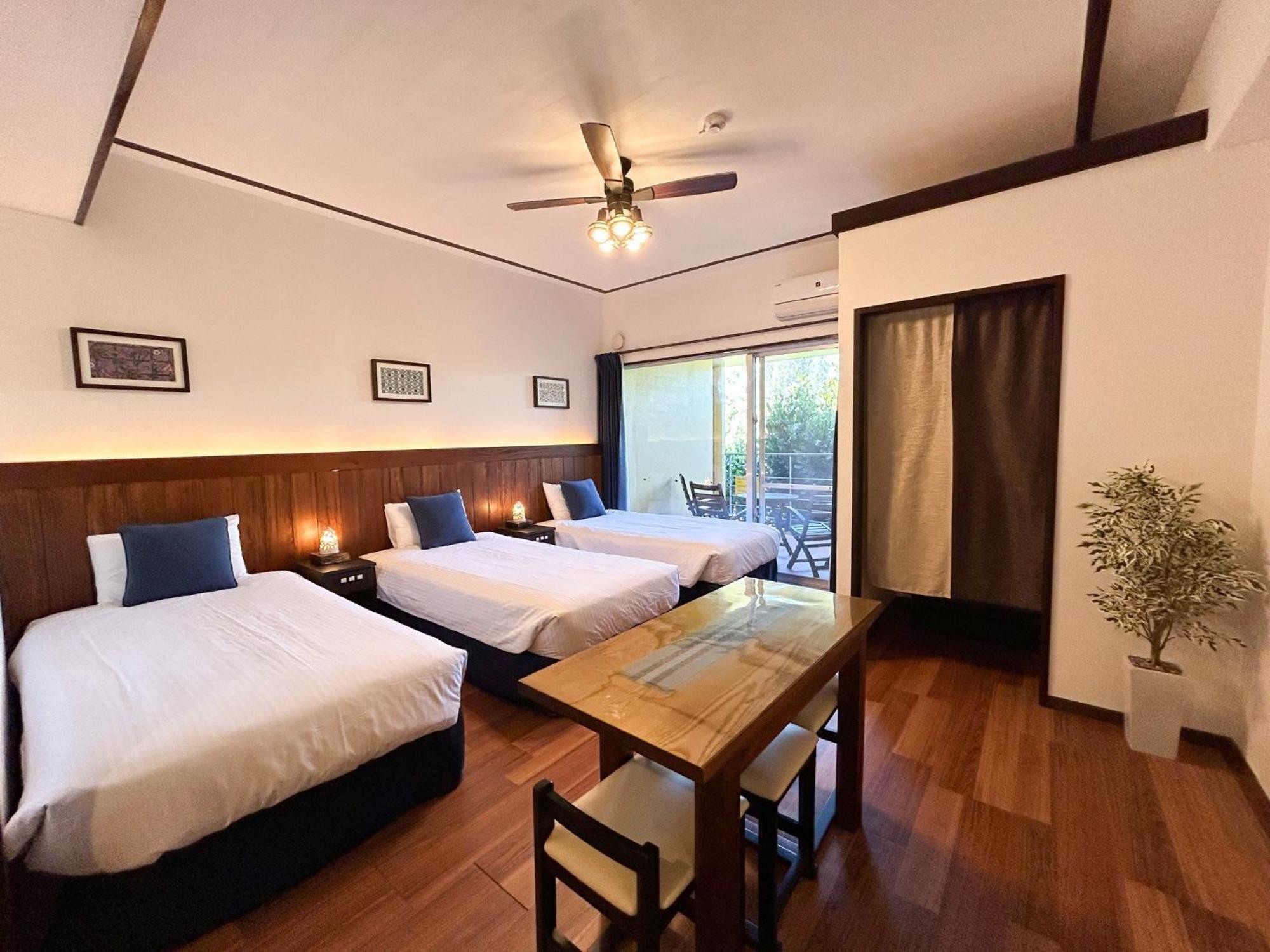 נאקיג'ין Pension Sunset Beach מראה חיצוני תמונה